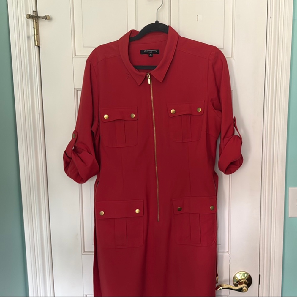 Sharagano NWT  in package size 14 dress Red with Gold Accents